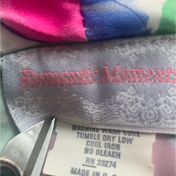 Romantic Moments Robe Bright Floral One Size Vintage Like New Long Ties … - Picture 11 of 12